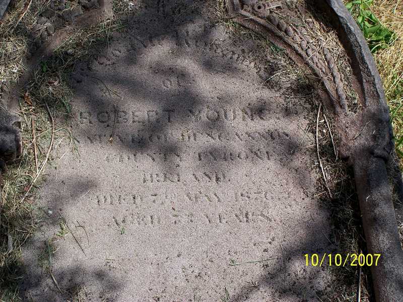 Headstone Robert Young